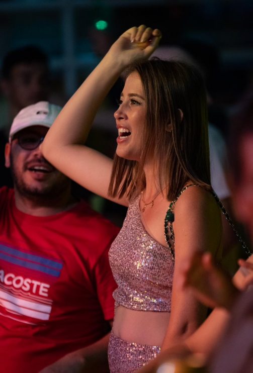 Foliões se divertem ao som da banda Papazoni no Carna Pires 2023 9