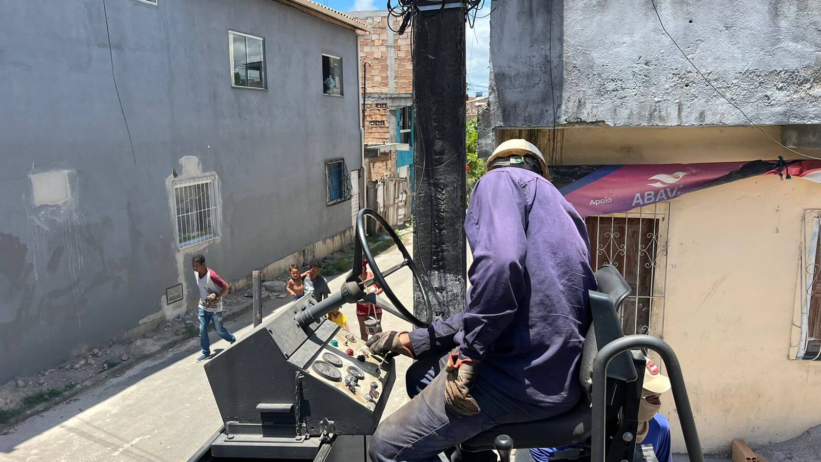 Bairro Casas Novas é beneficiado com asfalto 7