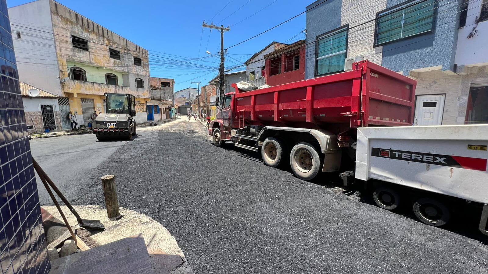 Bairro Casas Novas é beneficiado com asfalto 6
