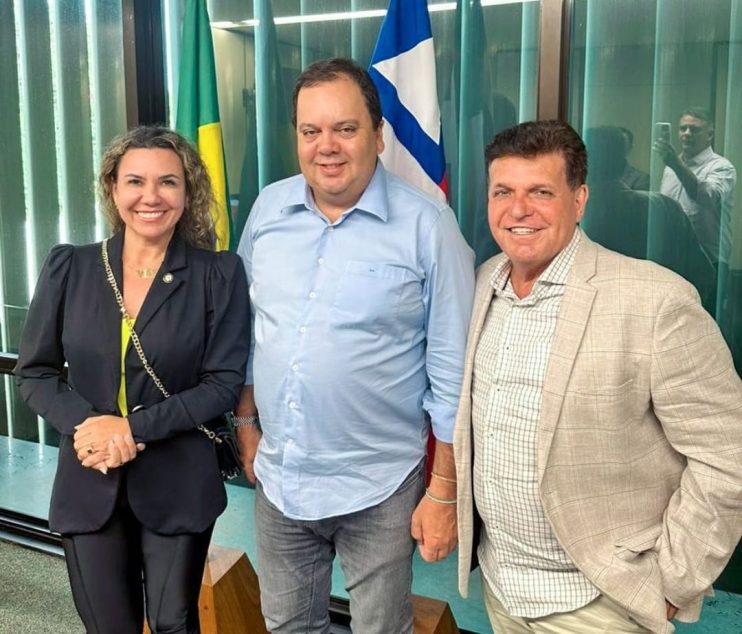 Cordelia Torres e Paulo Dapé se reúnem com deputado Elmar Nascimento para buscar melhorias para Eunápolis 12