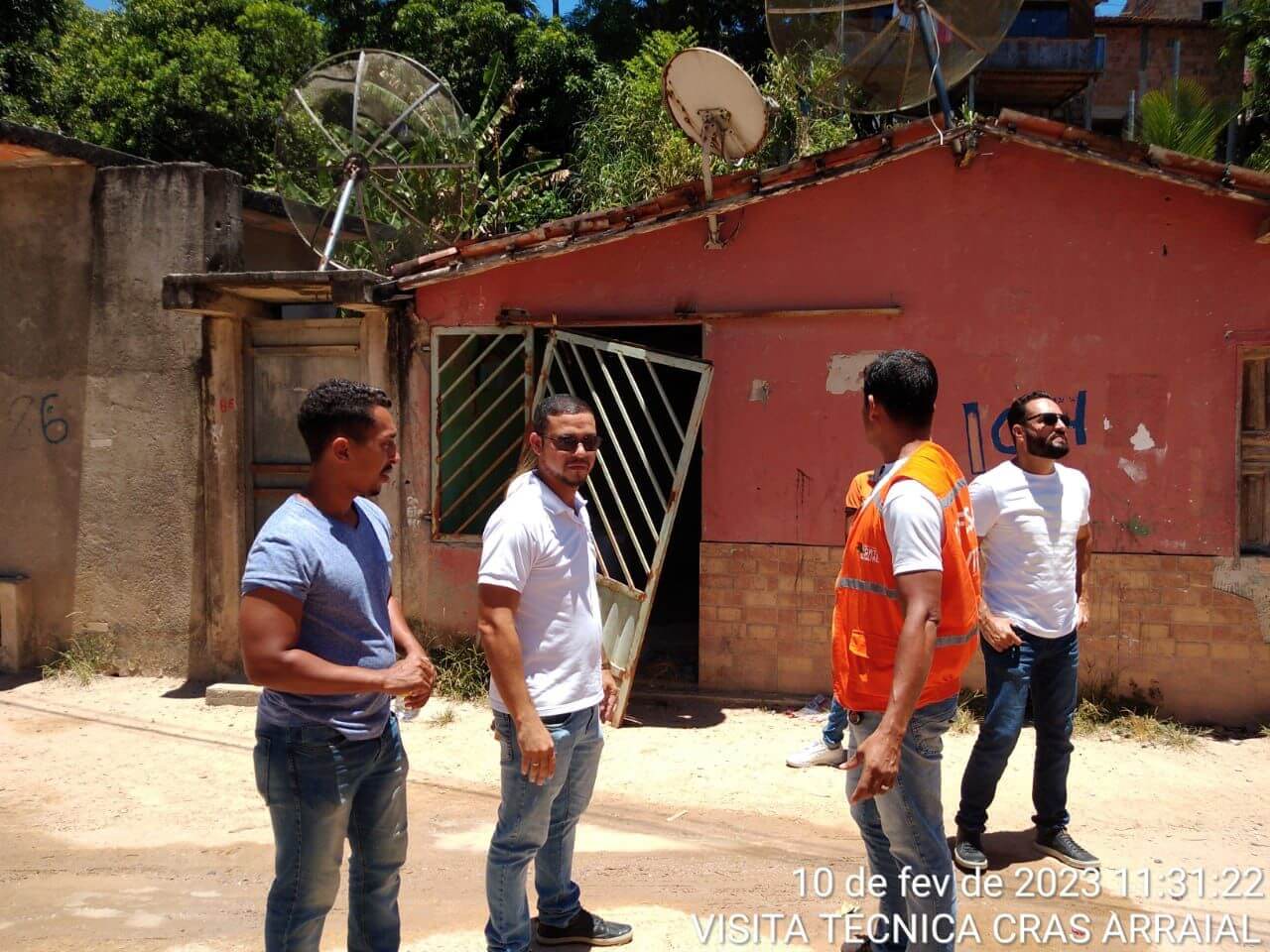 Comissão busca solução para desabrigados do Arraial d´Ajuda 6