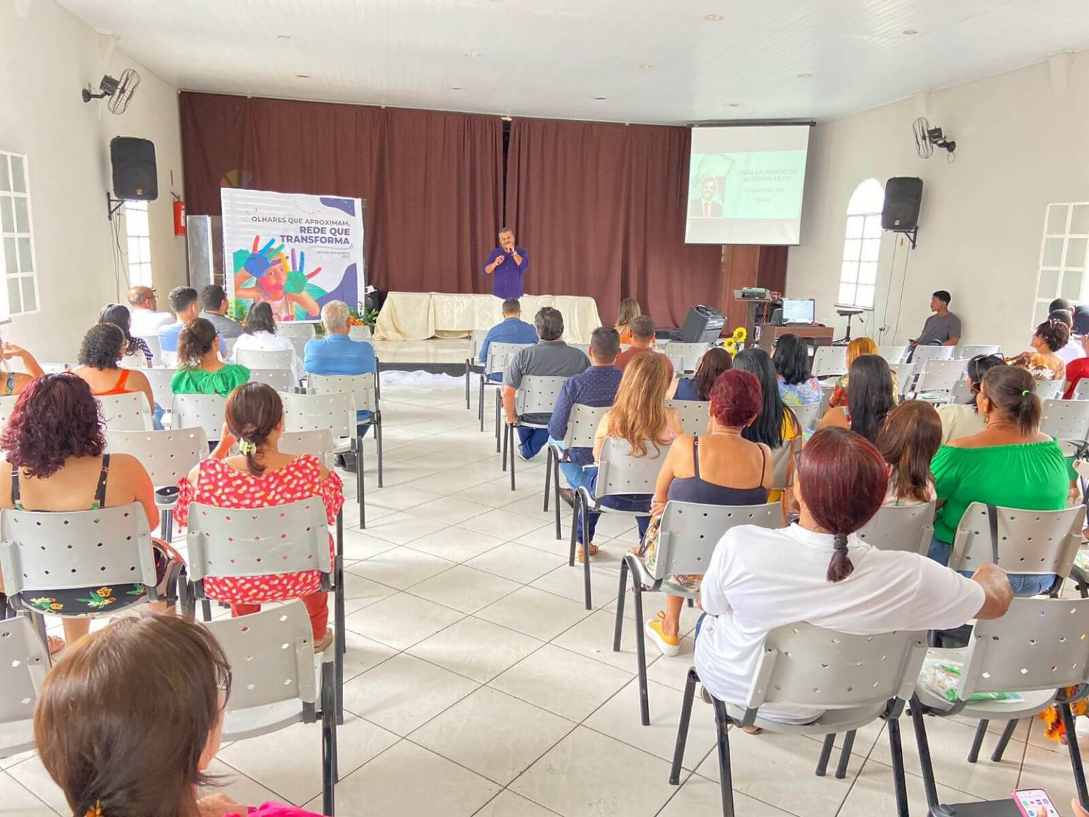 Dezenas de professores e gestores escolares de Itagimirim marcam presença no primeiro dia da Jornada Pedagógica 2023 6