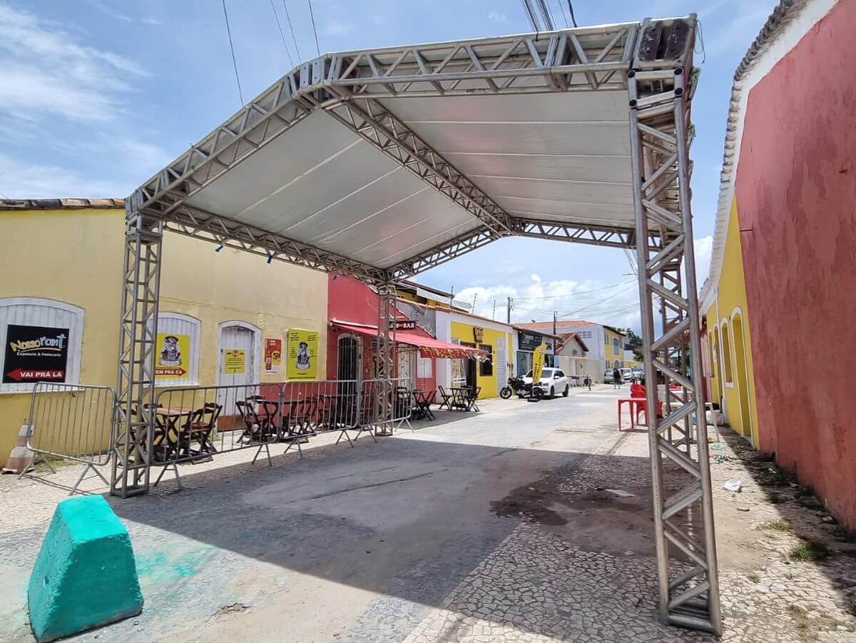 CARNAVAL DE PORTO SEGURO: identidade cultural é ressaltada em estrutura e qualidade de ponta 18