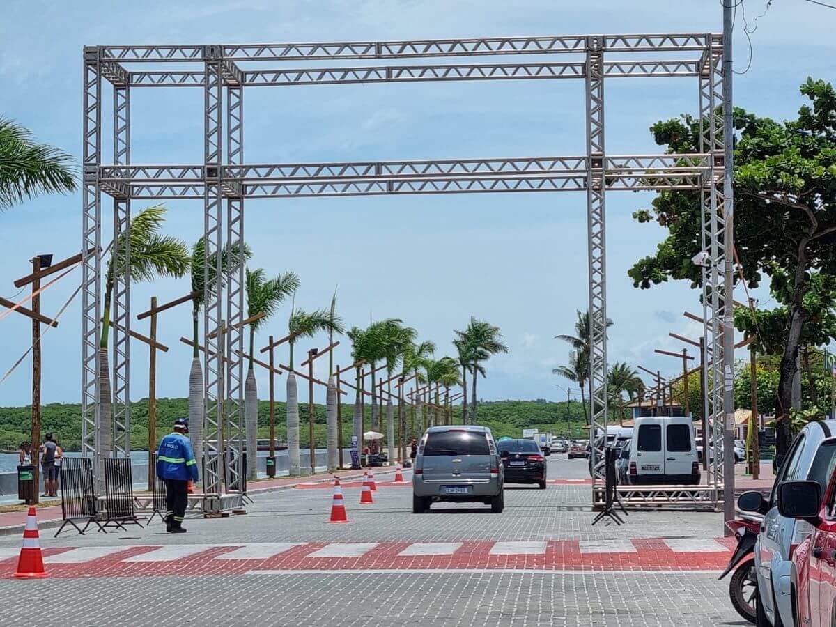CARNAVAL DE PORTO SEGURO: identidade cultural é ressaltada em estrutura e qualidade de ponta 17