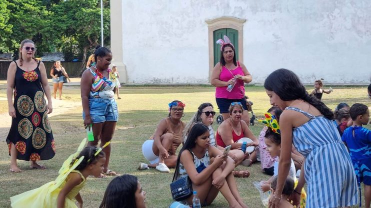 A FOLIA DE CARNAVAL JÁ INVADIU PORTO SEGURO 16