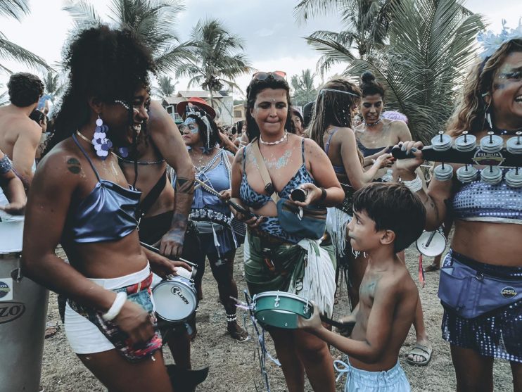 FOLIA EM CARAÍVA: A MAIS ENCANTADORA E SUSTENTÁVEL DO MUNDO 30