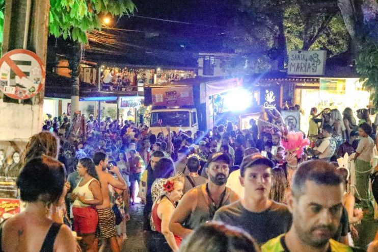 TRADIÇÕES CARNAVALESCAS SÃO DESTAQUE EM ARRAIAL D’AJUDA 4