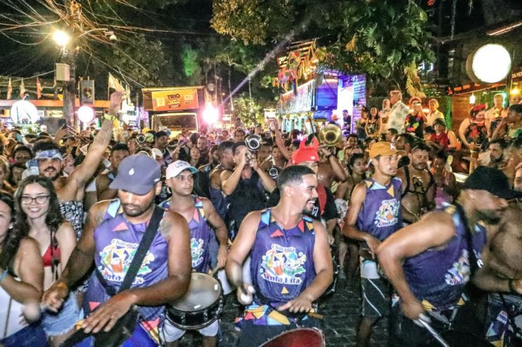 TRADIÇÕES CARNAVALESCAS SÃO DESTAQUE EM ARRAIAL D’AJUDA 10