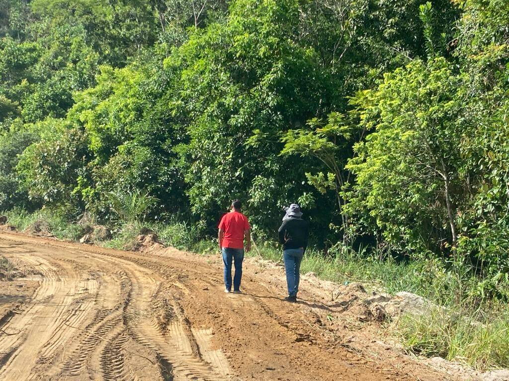 Prefeito de Belmonte visita patrolamento da estrada do Projeto Unidos em Cristo 24