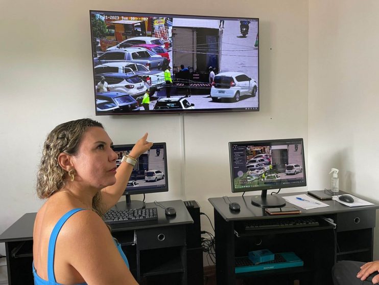 Prefeitura instala câmeras de videomonitoramento em vias públicas e reforça segurança em Eunápolis 5