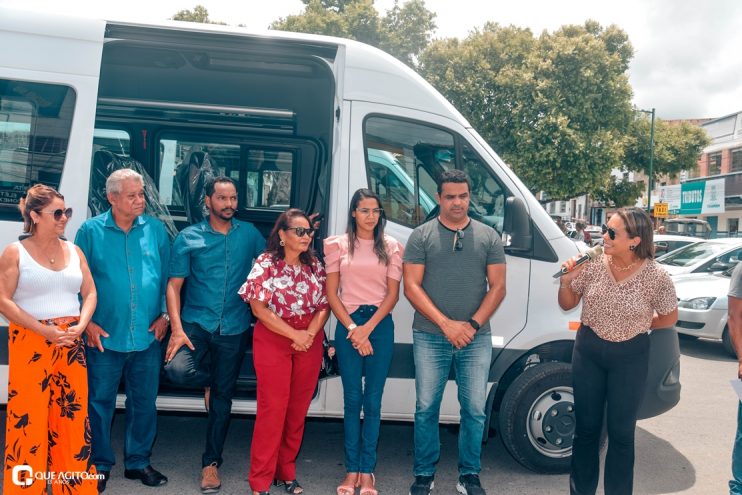 Governo de Itagimirim entrega três novos veículos e reforça a frota das secretarias municipais 78