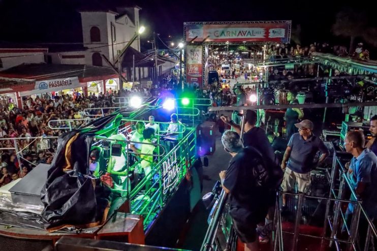 SAIDEIRA NA PASSARELA DA CULTURA FECHA CARNAVAL DE PORTO SEGURO COM CHAVE DE OURO 23