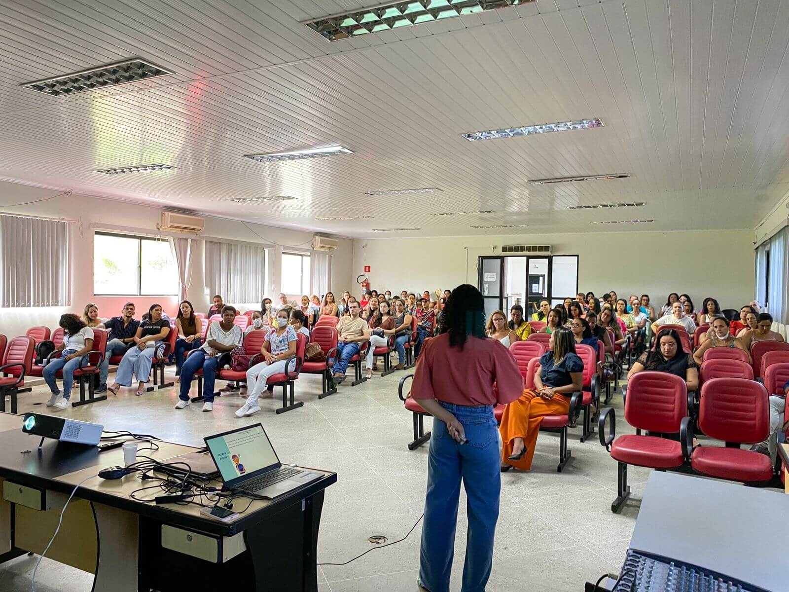 Prefeitura de Eunápolis e COREN realizam capacitação para profissionais de saúde 22