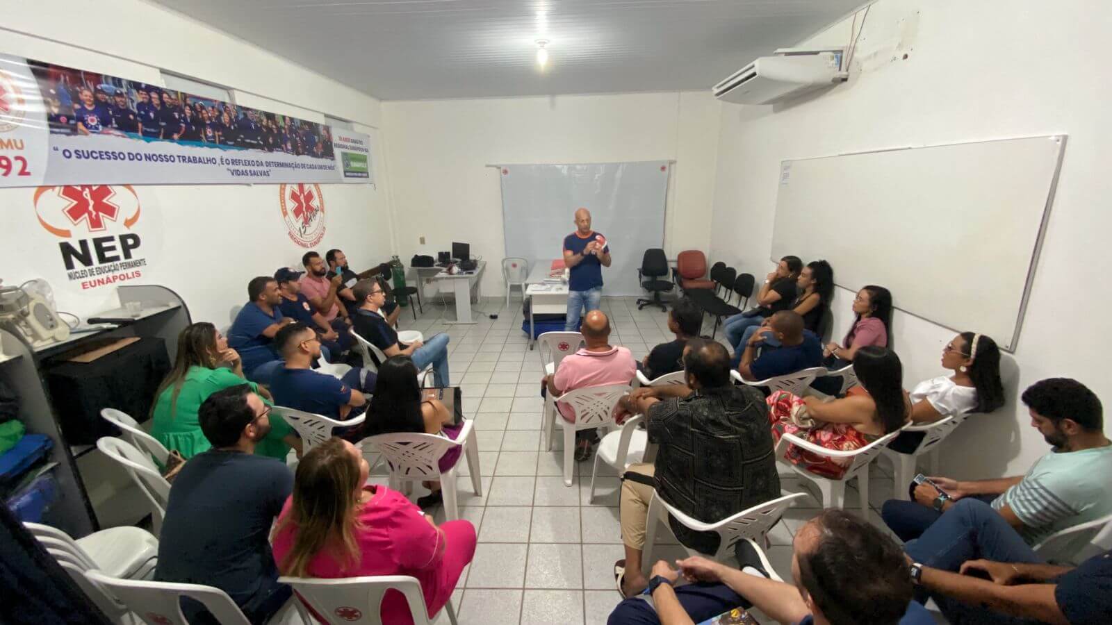 Profissionais de saúde recebem qualificações para aperfeiçoar serviços do SAMU 6