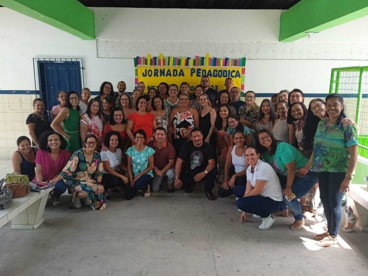 Escolas da rede municipal de Eunápolis se preparam para o início das aulas nesta segunda 11