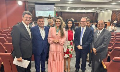 Prefeita Cordélia Torres recebe medalha do Tribunal de Justiça da BA pelo sucesso do programa Escritura Legal (REURB) em Eunápolis 20