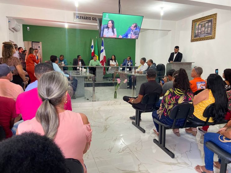 Governo de Itagimirim entrega novos títulos da Reurb e avança para se tornar a primeira cidade do estado com 100% dos imóveis regularizados 38