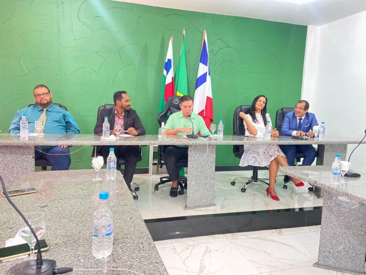 Governo de Itagimirim entrega novos títulos da Reurb e avança para se tornar a primeira cidade do estado com 100% dos imóveis regularizados 42