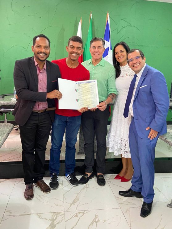 Governo de Itagimirim entrega novos títulos da Reurb e avança para se tornar a primeira cidade do estado com 100% dos imóveis regularizados 50