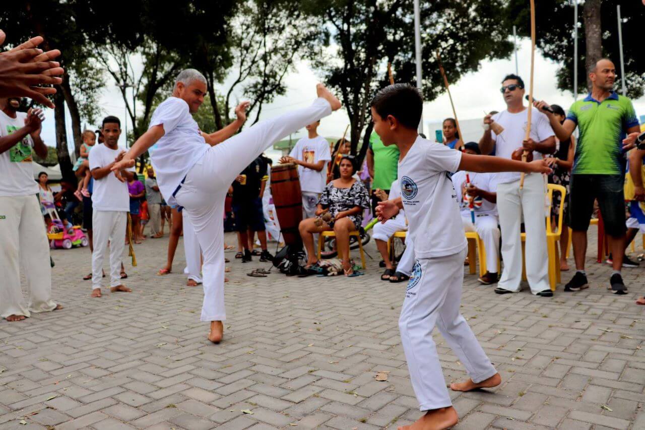 3ª edição da Rua da Alegria recebe centenas de famílias para dia de lazer na Praça do Pequi 71