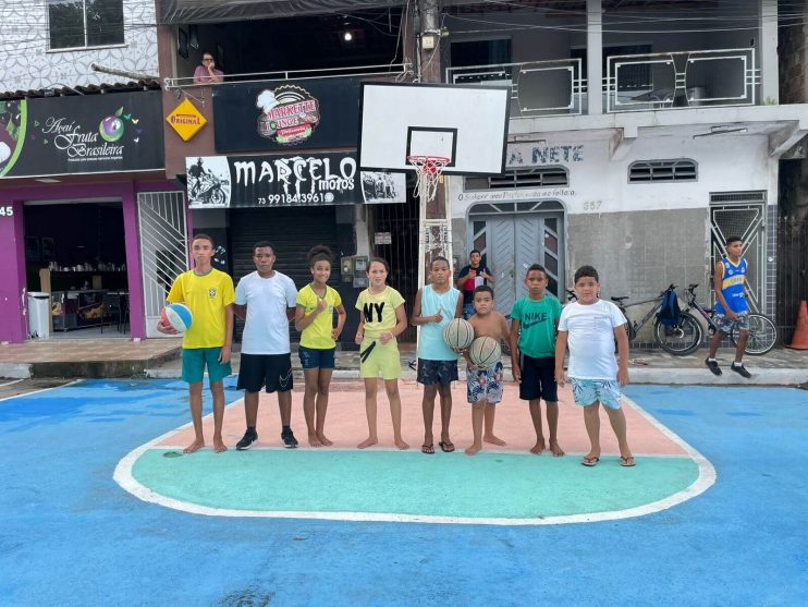 3ª edição da Rua da Alegria recebe centenas de famílias para dia de lazer na Praça do Pequi 31