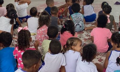 Alimentação escolar saudável é abordada com teatro e música em Porto Seguro 25