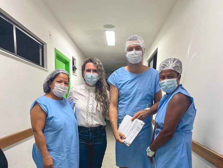 Prefeita Cordélia Torres acompanha sucesso de mais um mutirão de cirurgias eletivas no Hospital Regional 5