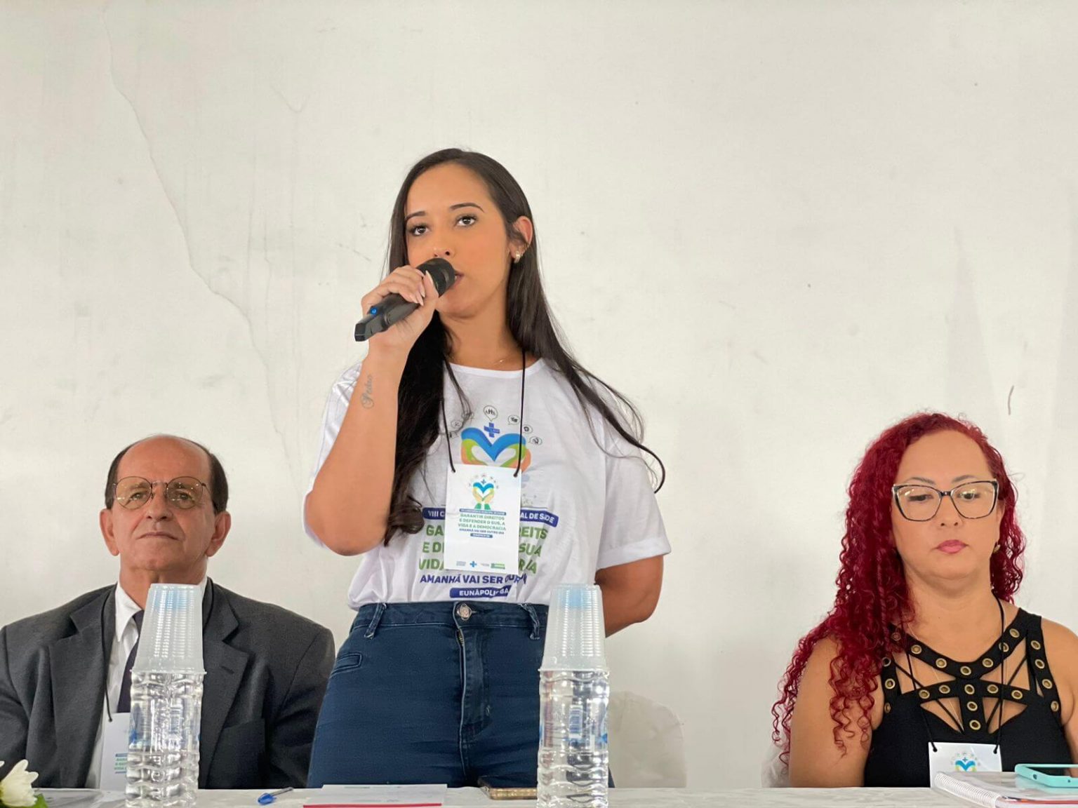 Prefeitura de Eunápolis discute políticas públicas na 8ª Conferência Municipal de Saúde Prefeitura de Eunápolis discute políticas públicas na 8ª Conferência Municipal de Saúde 7