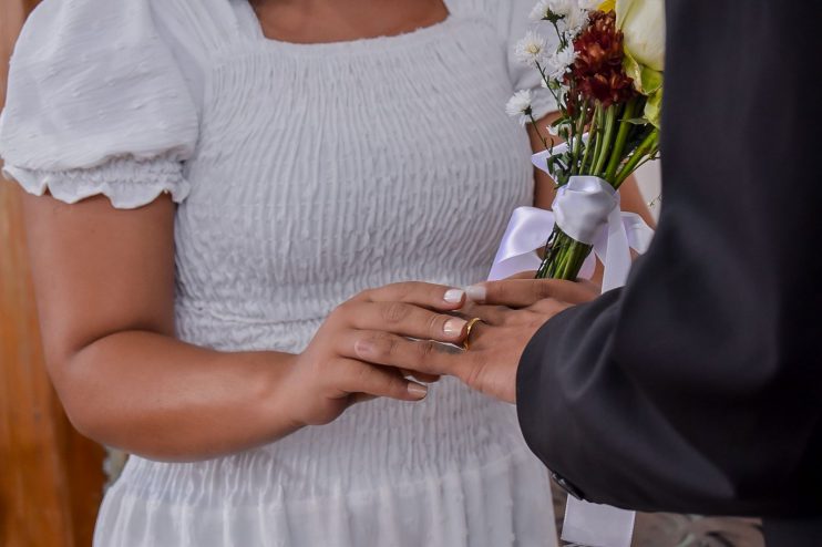 Prefeita Cordélia Torres prestigia primeiro casamento civil coletivo no Conjunto Penal de Eunápolis 49