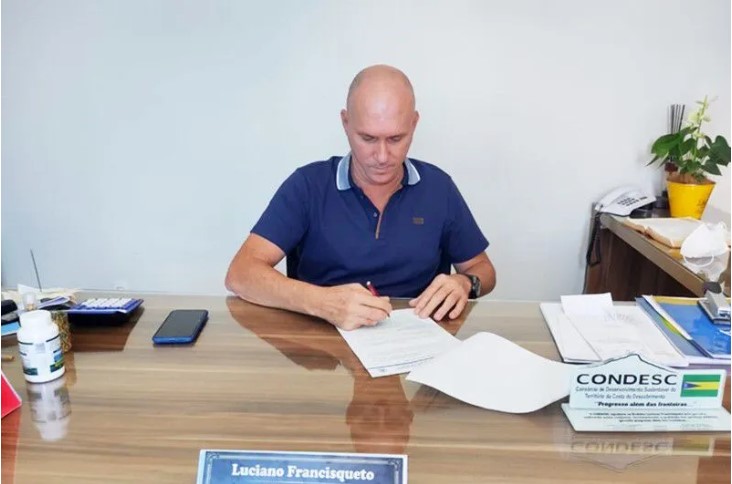 Prefeitura de Itabela proíbe construções em calçadas e uso indevido de área pública 5