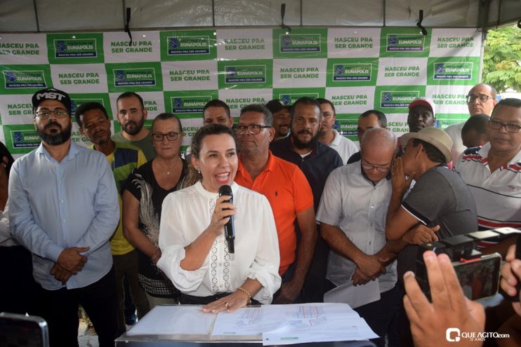 Prefeita Cordélia Torres assina ordem de serviço para pavimentação de 37 mil metros² de ruas do Alecrim II 58