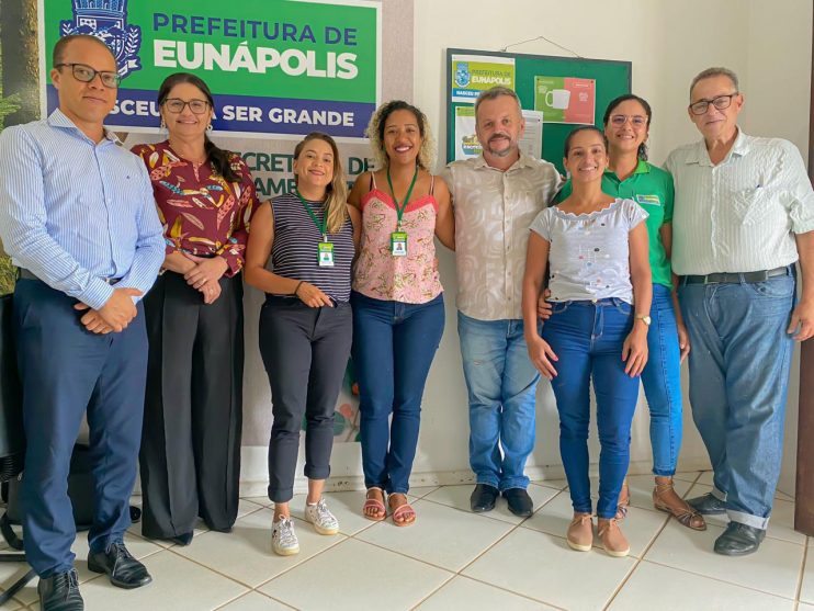 Prefeitura de Eunápolis reúne membros de secretarias para discutir Política de Resíduos Sólidos 6