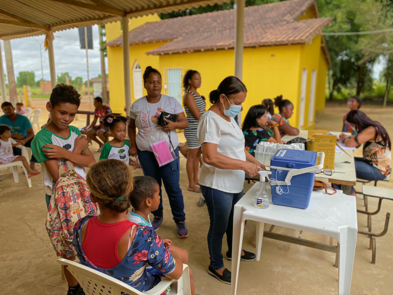 Prefeitura de Eunápolis beneficia moradores da zona rural com grande ação de saúde 5