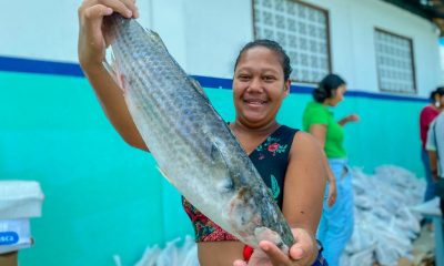 Com 18 toneladas de peixe, Prefeitura de Eunápolis realiza maior distribuição da história do município 23