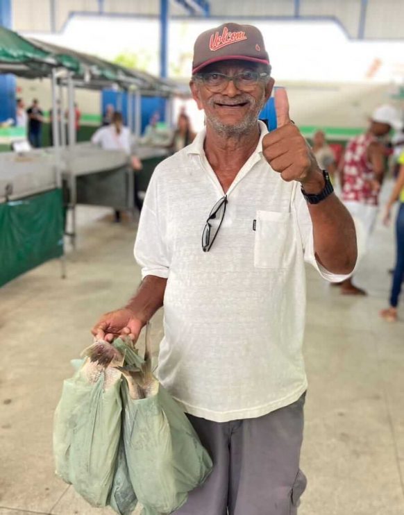 Governo de Itagimirim mantém a tradição e distribui mais de 4 toneladas de peixe para a população 34