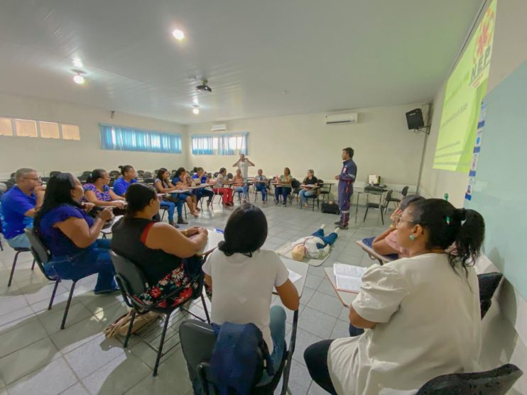 Saúde inicia programa antitabagismo e treina agentes comunitários com primeiros socorros 12