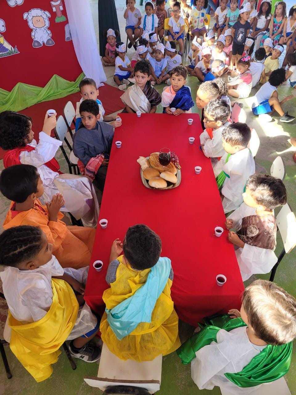 Eunápolis: escolas municipais realizam diversas programações para celebrar a Páscoa 14