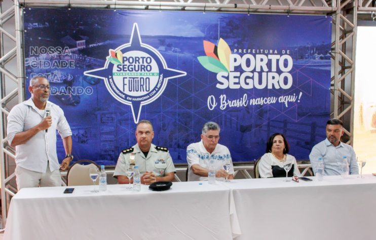 Prefeitura e Polícia Militar reforçam compromisso com a segurança nas escolas 26