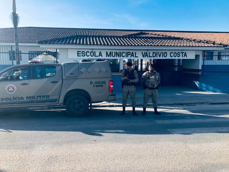 RONDAS NAS ESCOLAS – ALUNOS RECEPCIONAM POLICIAIS MILITARES 9