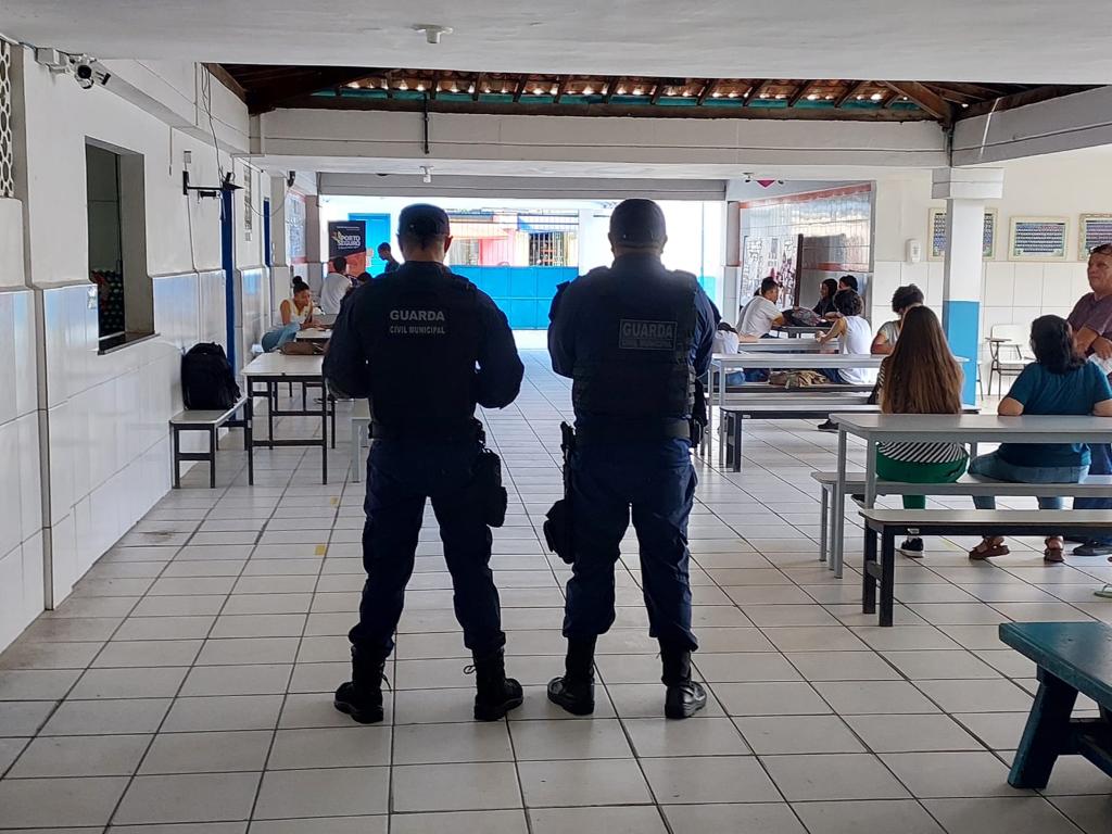 ESCOLA SEGURA - GUARDA CIVIL REALIZA RONDAS OSTENSIVAS 7