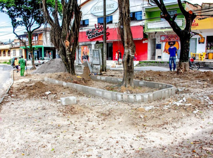 Porto Seguro: Obras avançam na Praça do Gravatá 15