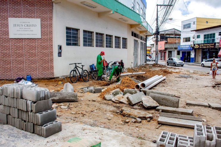 WhatsApp Image 2023-04-26 at 18.03.32 (1) Porto Seguro: Obras avançam na Praça do Gravatá 11