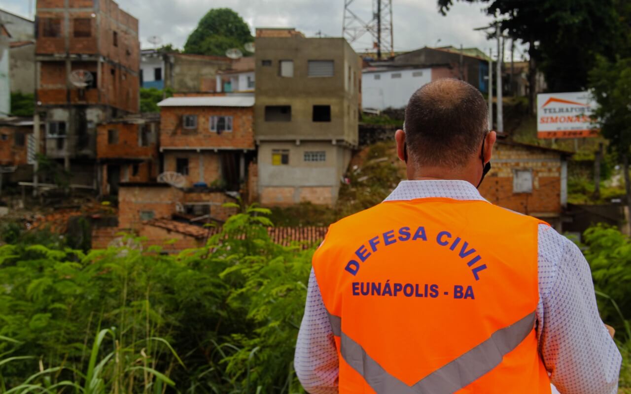 Defesa Civil alerta para previsão de fortes chuvas no município de Eunápolis 42