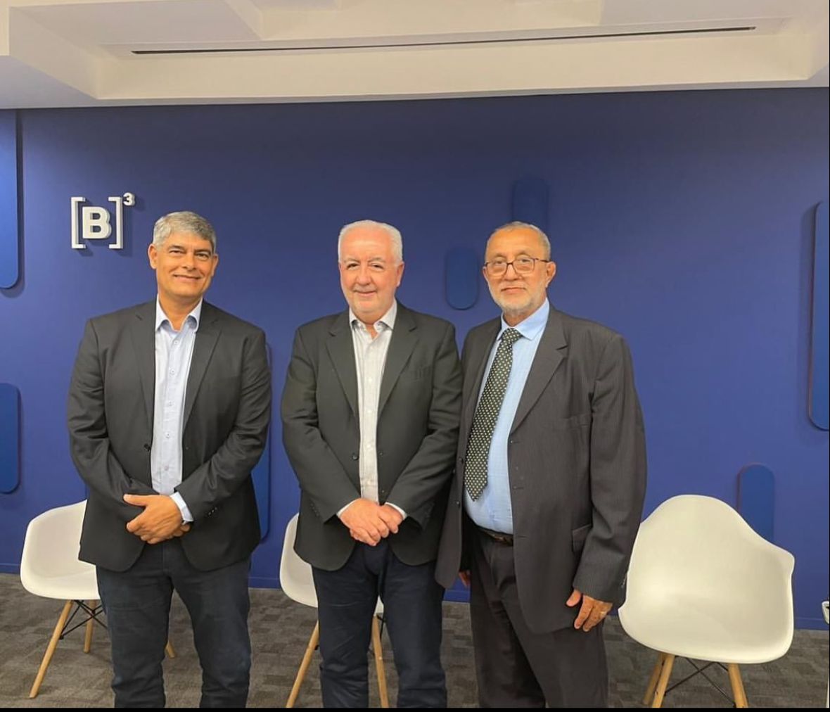 Prefeito Agnelo Santos comemora licitação de construção do Aeroporto Internacional da Costa do Descobrimento, que será em Cabrália 7