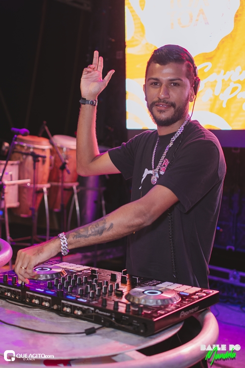 DSC_0451 O Kanalha e Júlio Cardozzo fazem o agito da moçada no Baile do Mandela 16