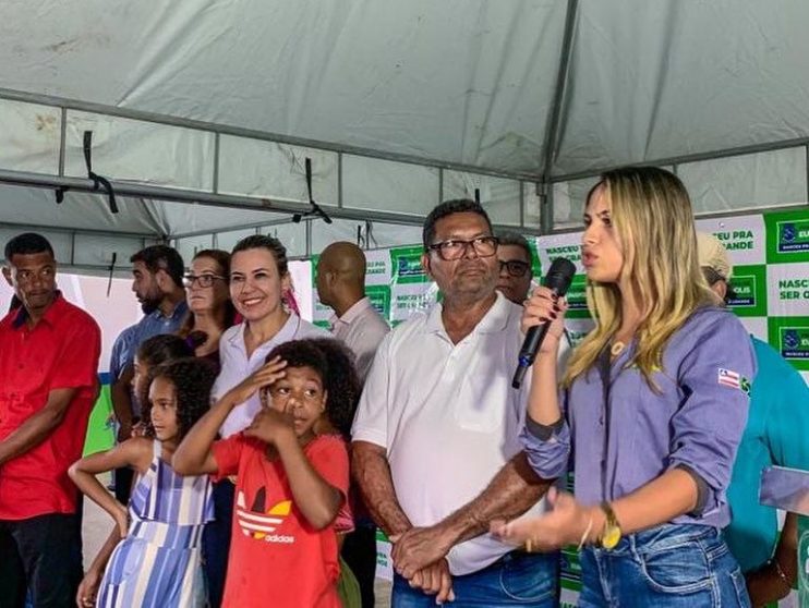 Prefeita Cordélia Torres assina ordem de serviço para pavimentação do bairro Alecrim I 15