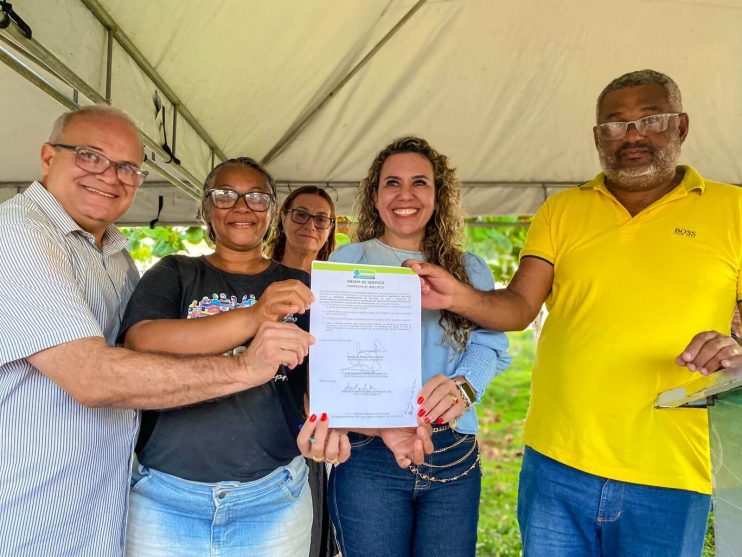 Cordélia Torres atende anseios da população do Km 12 com ordem de serviço de ponte capaz de suportar 30 toneladas 11