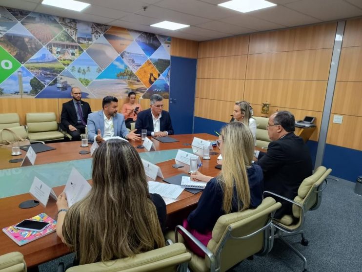 PREFEITO JÂNIO TEM DOIS DIAS DE BOM TRABALHO EM BRASÍLIA 20