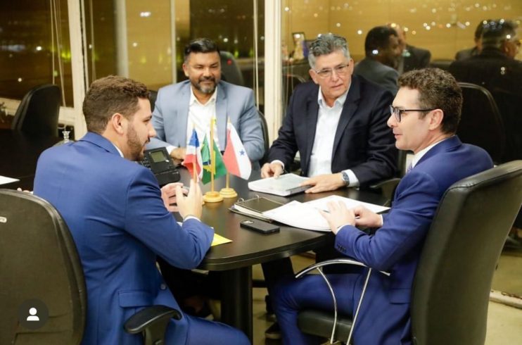 PREFEITO JÂNIO TEM DOIS DIAS DE BOM TRABALHO EM BRASÍLIA 16