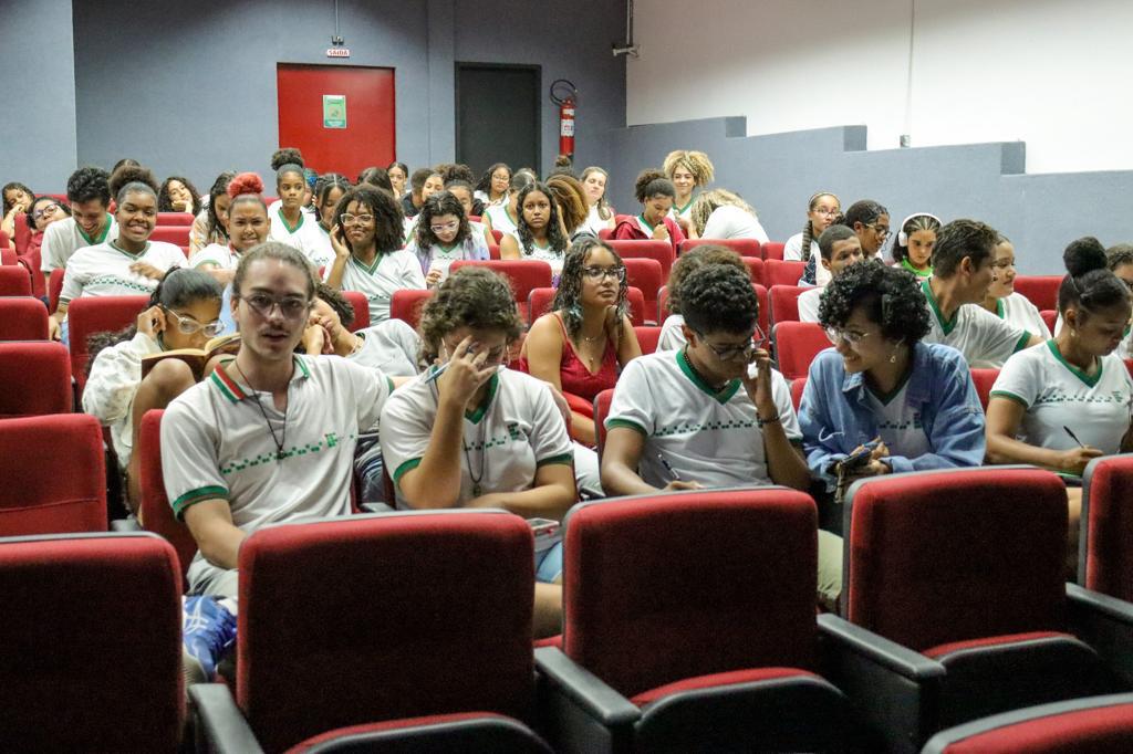 MAIO AMARELO: Sucesso leva Prefeitura a ampliar o calendário de Ciclo de Palestras 15